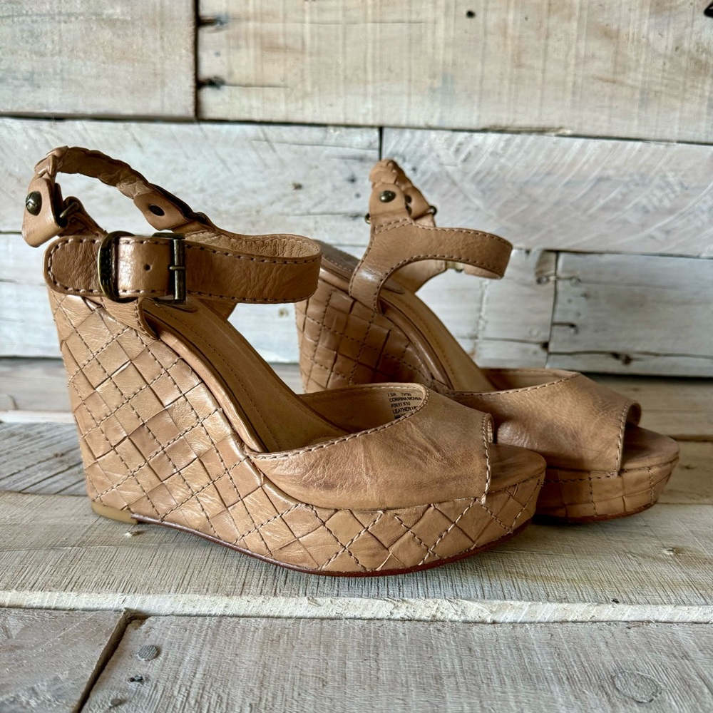 Frye Corrina Woven Natural Leather Ankle Strap Wedge 7.5